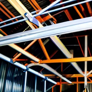 Металлические фермы для крыши: сварка стропильных конструкций из профильной трубы